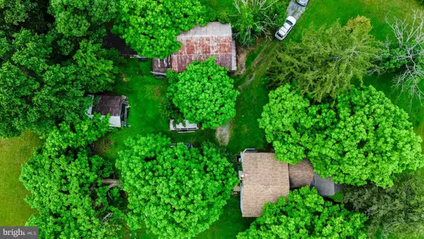 358 Lewis Mills Rd, HONEY BROOK, PA 19344