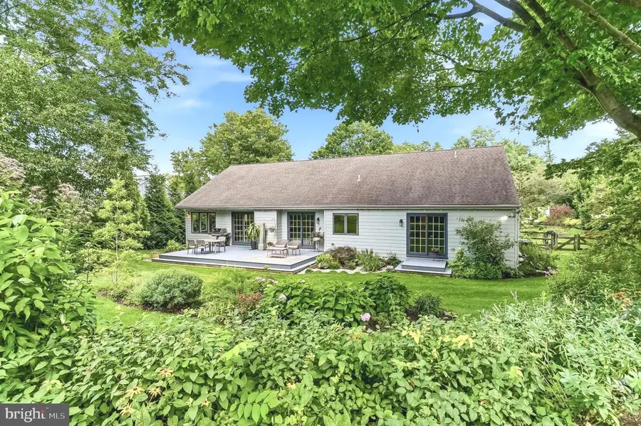 102 Mill Top Dr, Kennett Square, PA 19348 - #2