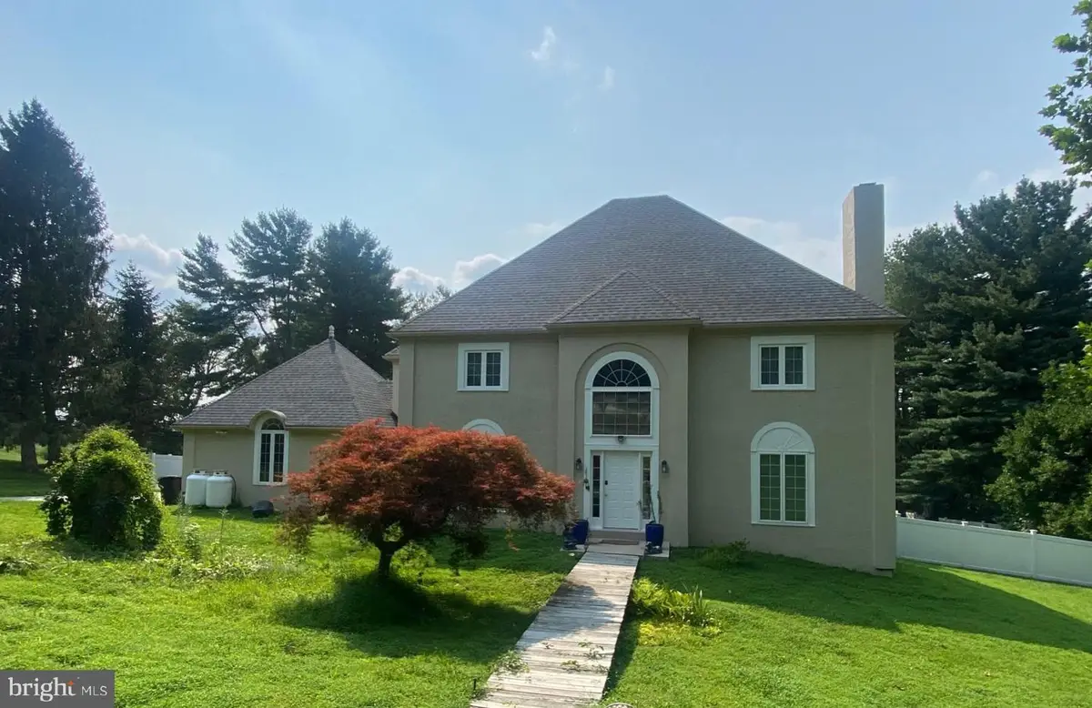 1103 Clover Hill Dr, West Chester, PA 19382 - #1