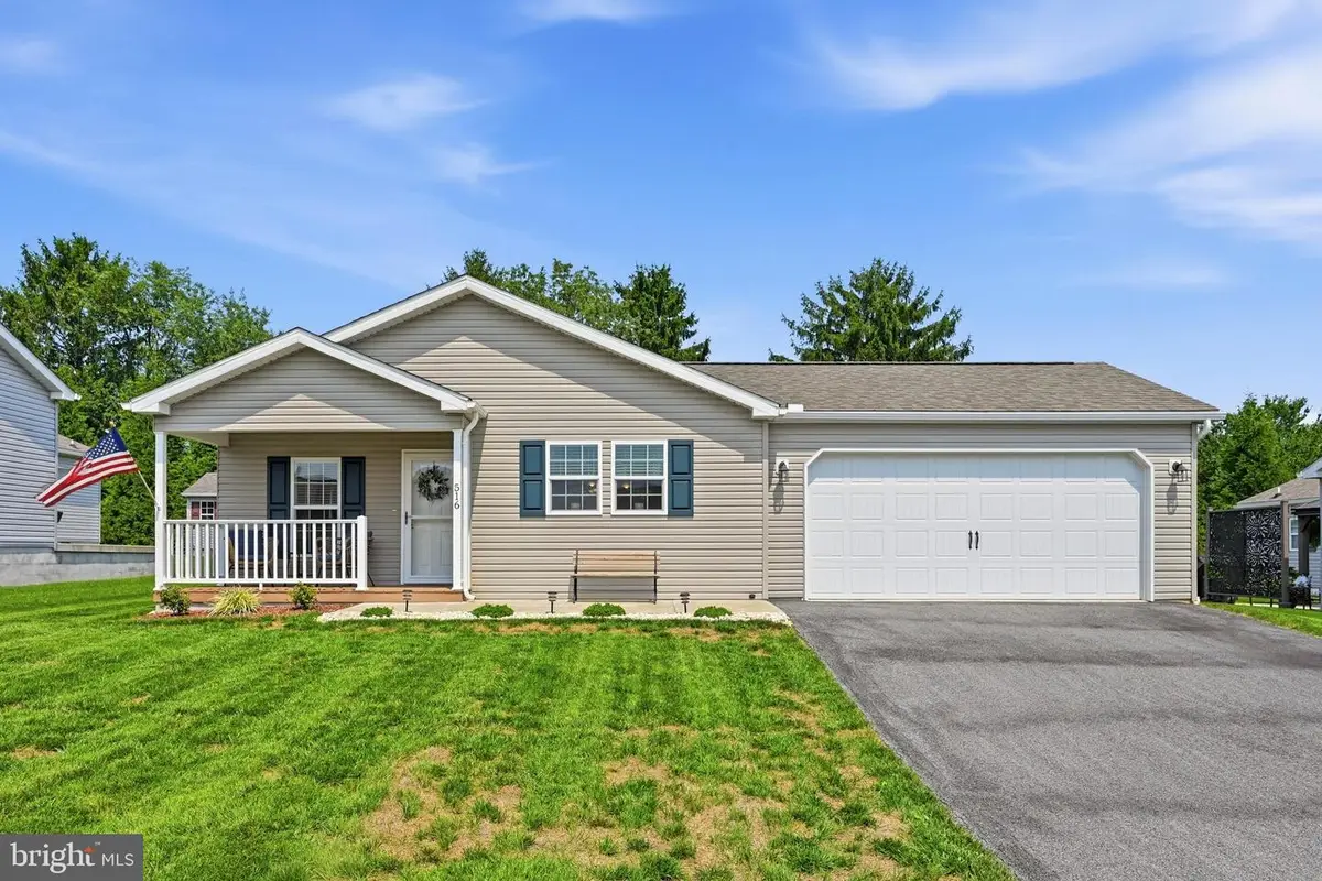 516 Saint Patty Dr, Nottingham, PA 19362 - #1