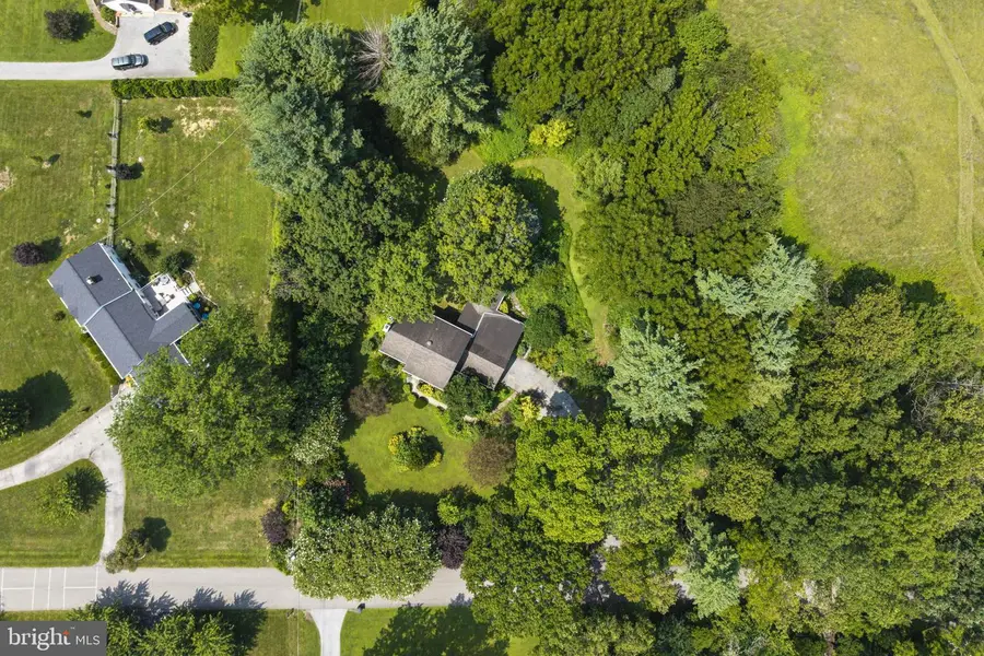 821 Serpentine Dr, West Chester, PA 19382 - #2