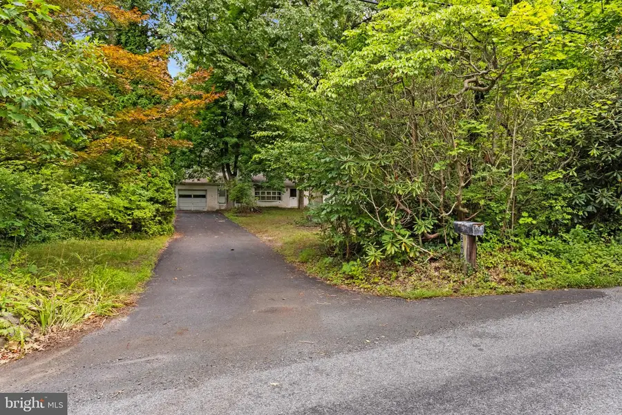 2900 Chestnut Hill Rd, Pottstown, PA 19465 - #2