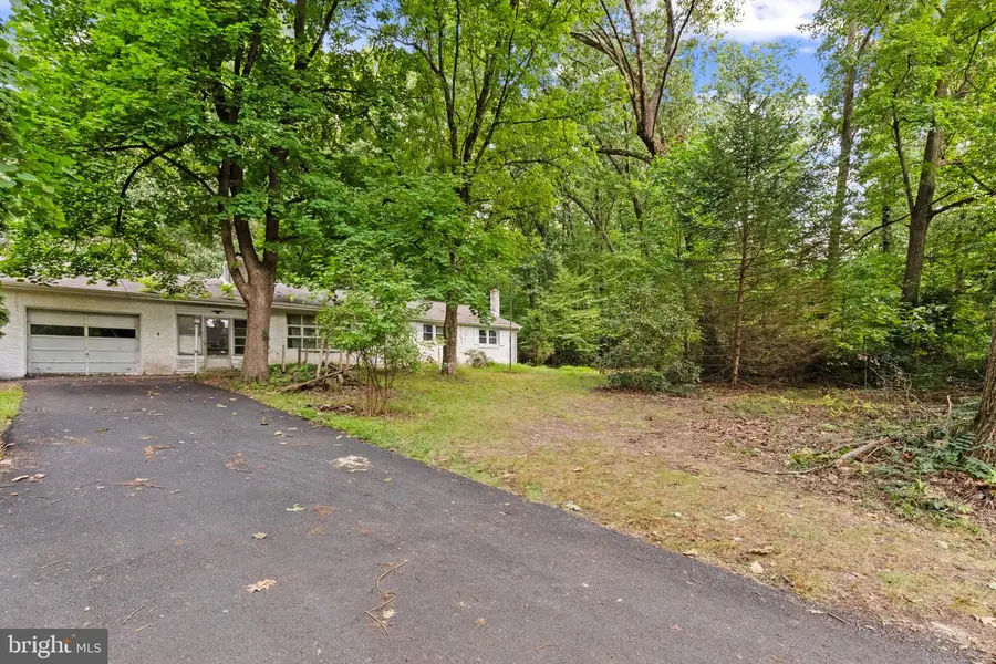 2900 Chestnut Hill Rd, Pottstown, PA 19465 - #3