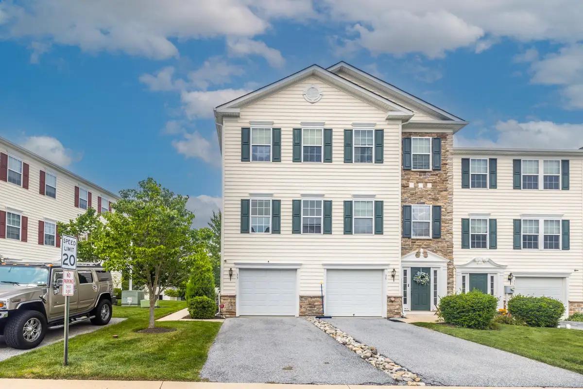 33 Tuxford Ln #33, Coatesville, PA 19320 - #1