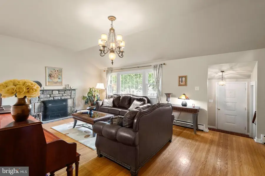 224 Devonshire Rd, Devon, PA 19333 - #2