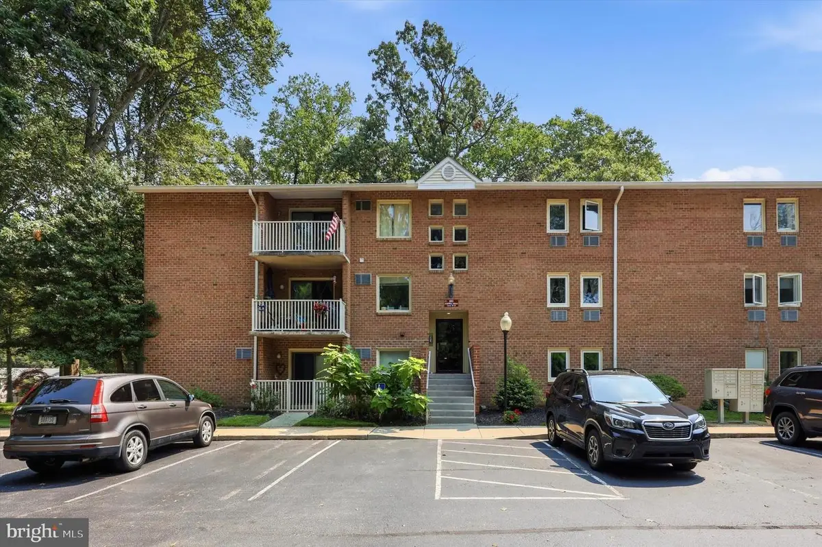 100 Campbell Cir #d-33, Downingtown, PA 19335 - #1