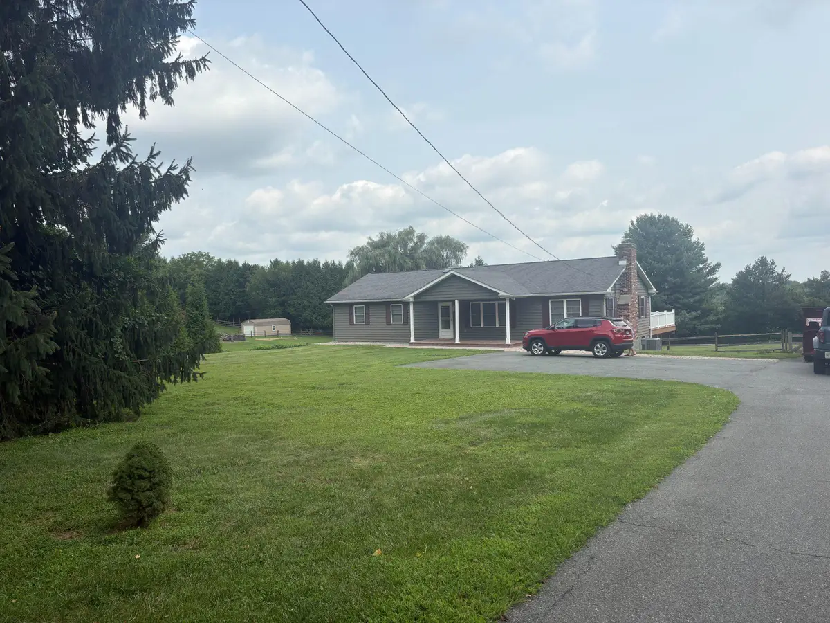 264 Woodcrest Rd, West Grove, PA 19390 - #1