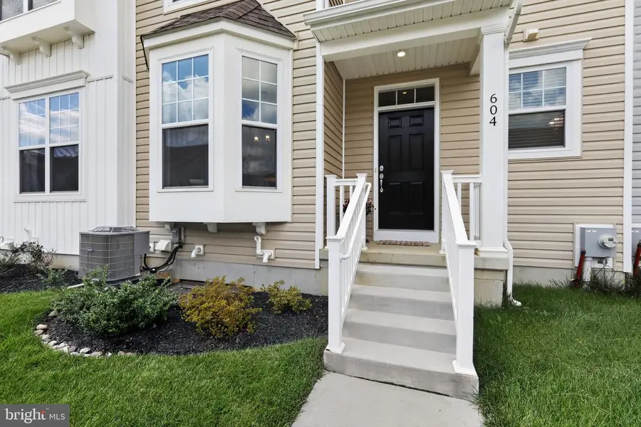604 Albion Pl, Downingtown, PA 19335 - #3