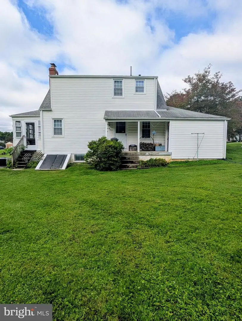 381 Atkins Ave, Coatesville, PA 19320 - #2