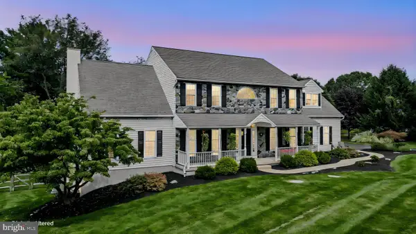 107 Stonegate Dr, LANDENBERG, PA 19350