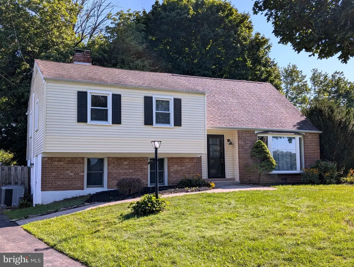 1320 Greentree Ln, West Chester, PA 19380 - #1