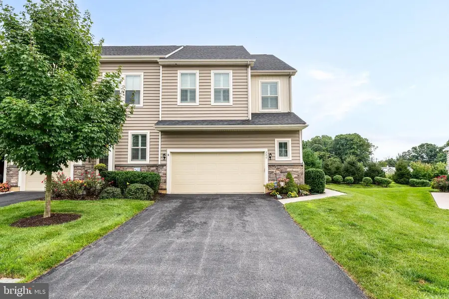 225 Kestrel Ct, Kennett Square, PA 19348 - #2