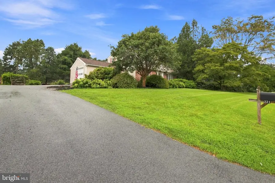 221 Taylors Mill Rd, West Chester, PA 19380 - #3
