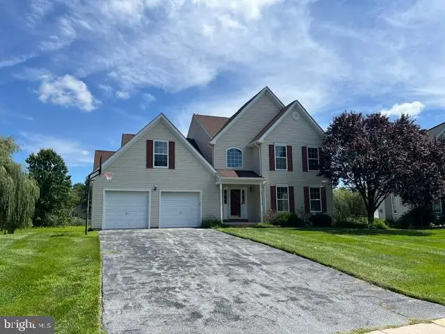 611 Quill Ct, Oxford, PA 19363 - #1