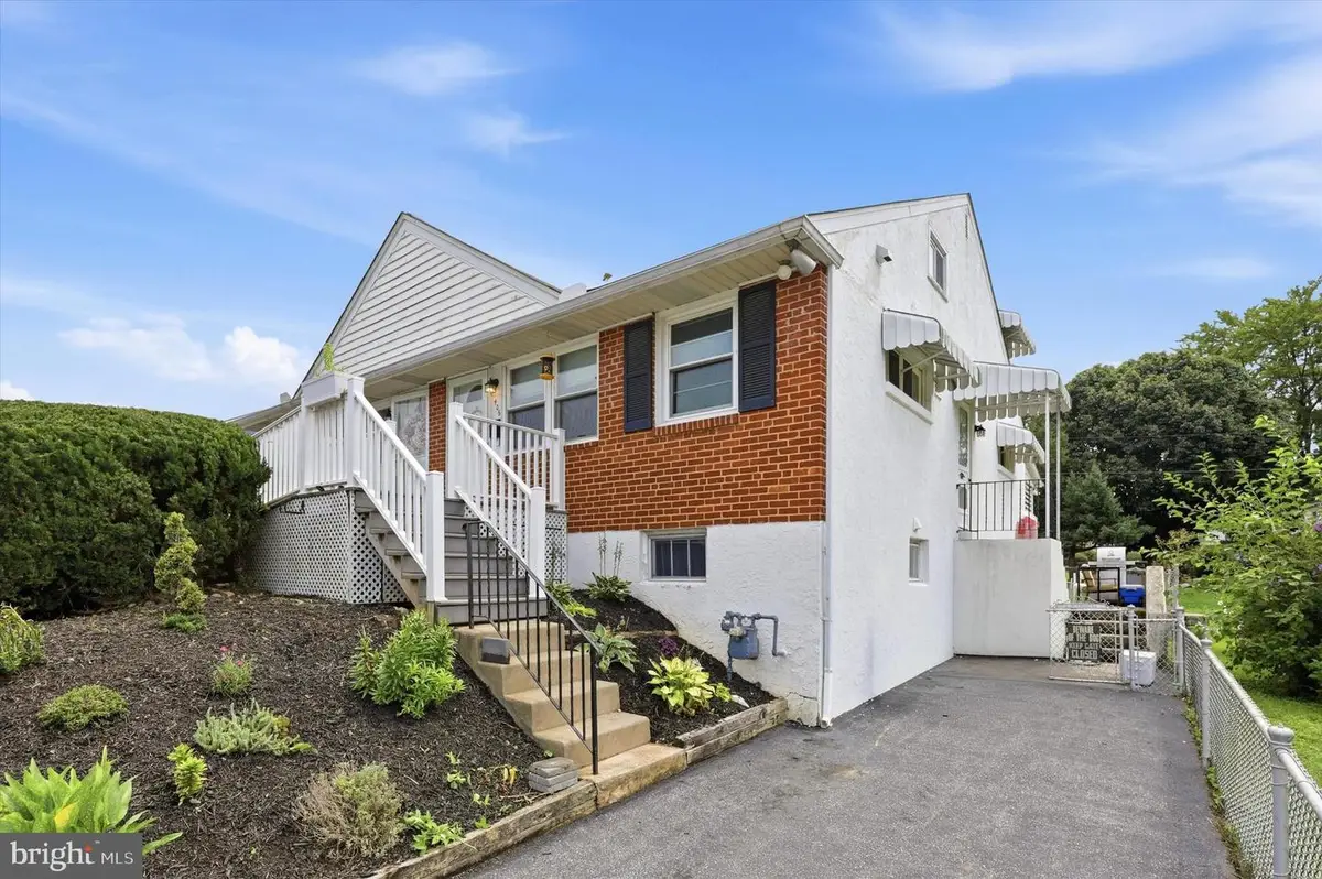 406 Garfield Ave, Downingtown, PA 19335 - #1