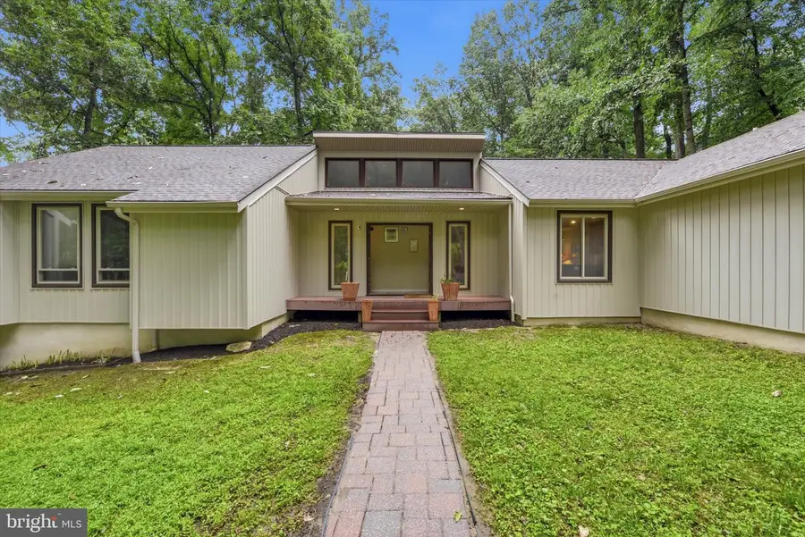 106 Hilltop Dr, Downingtown, PA 19335 - #3