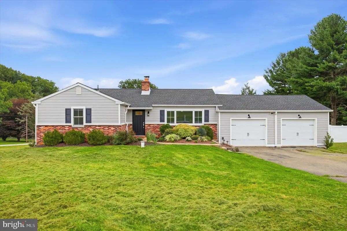 401 Zynn Rd, Downingtown, PA 19335 - #1