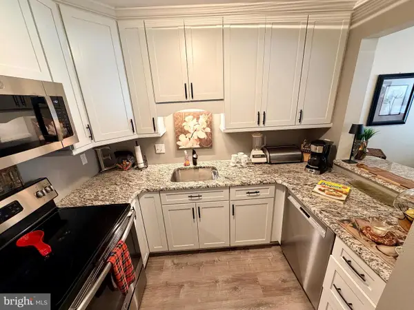 530 Summit House #530, WEST CHESTER, PA 19382