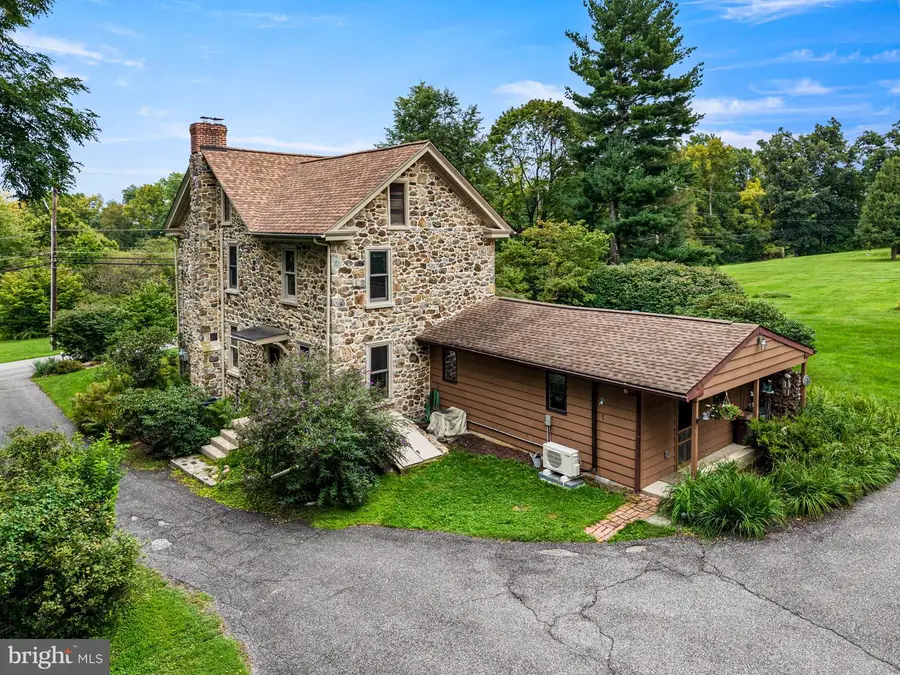 241 Indiantown Rd, Glenmoore, PA 19343 - #2