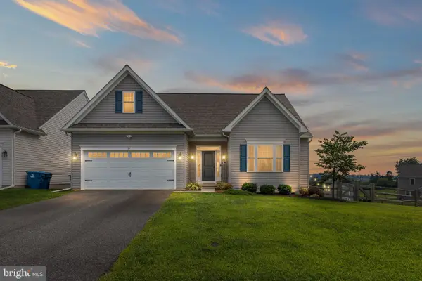 107 Hinson Dr, OXFORD, PA 19363
