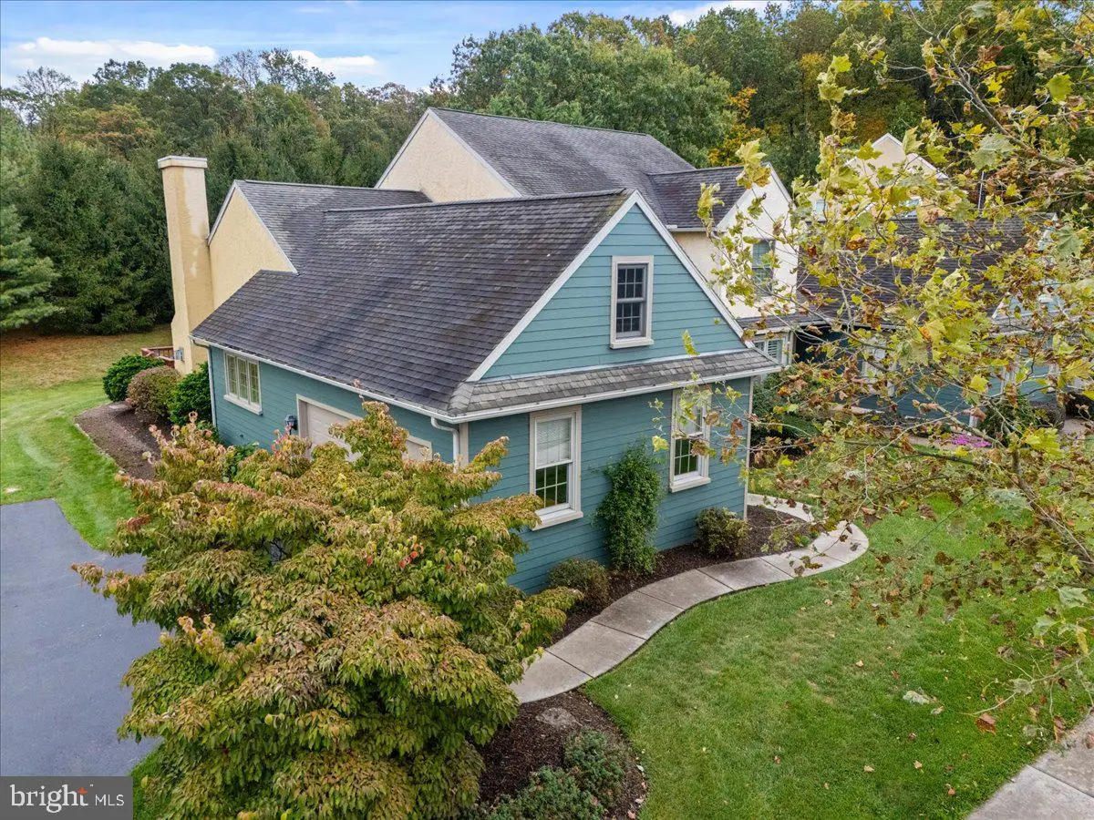 6 Parkside Dr, Elverson, PA 19520 - #1