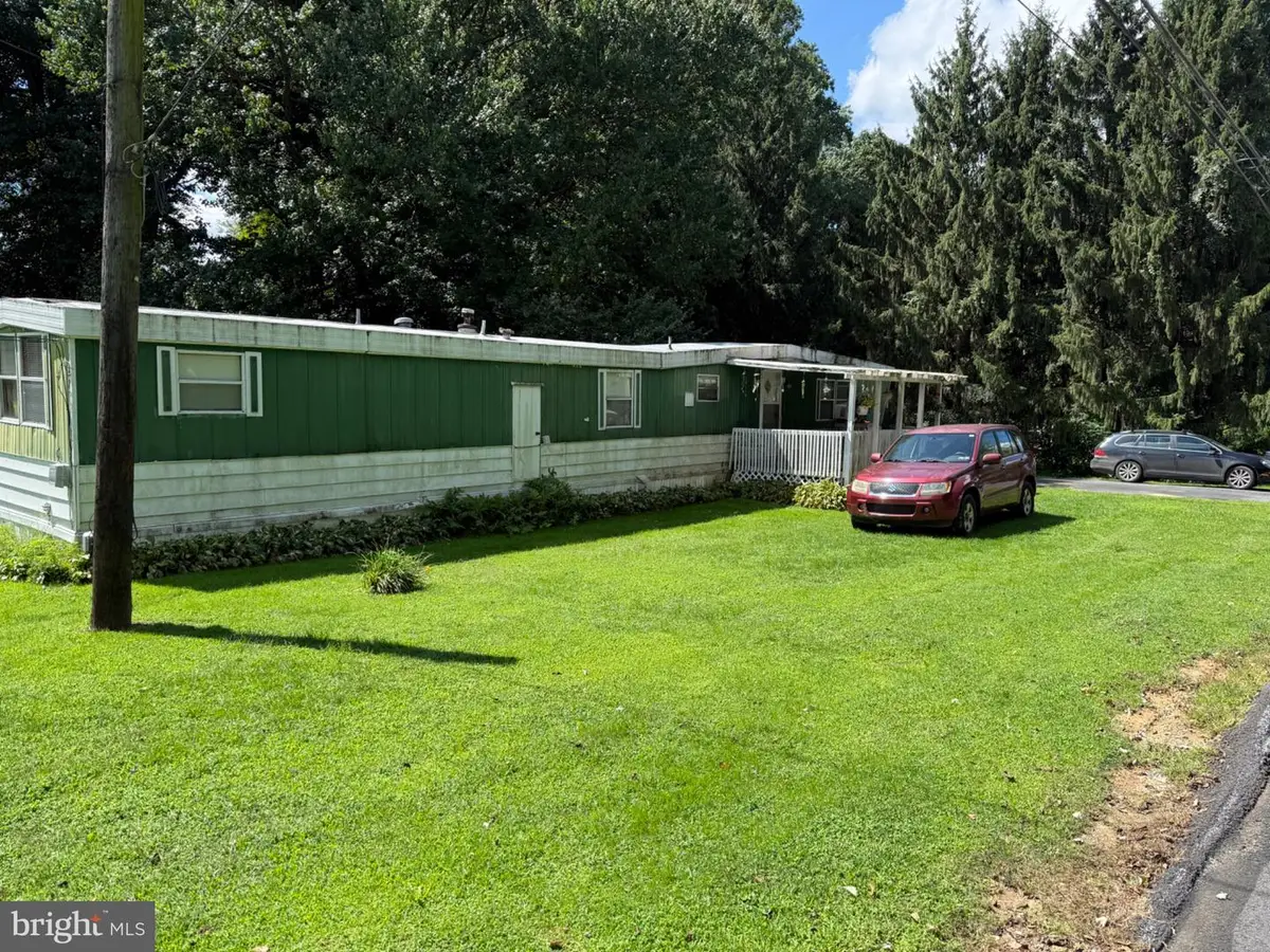 204 Valley Ave, Oxford, PA 19363 - #1