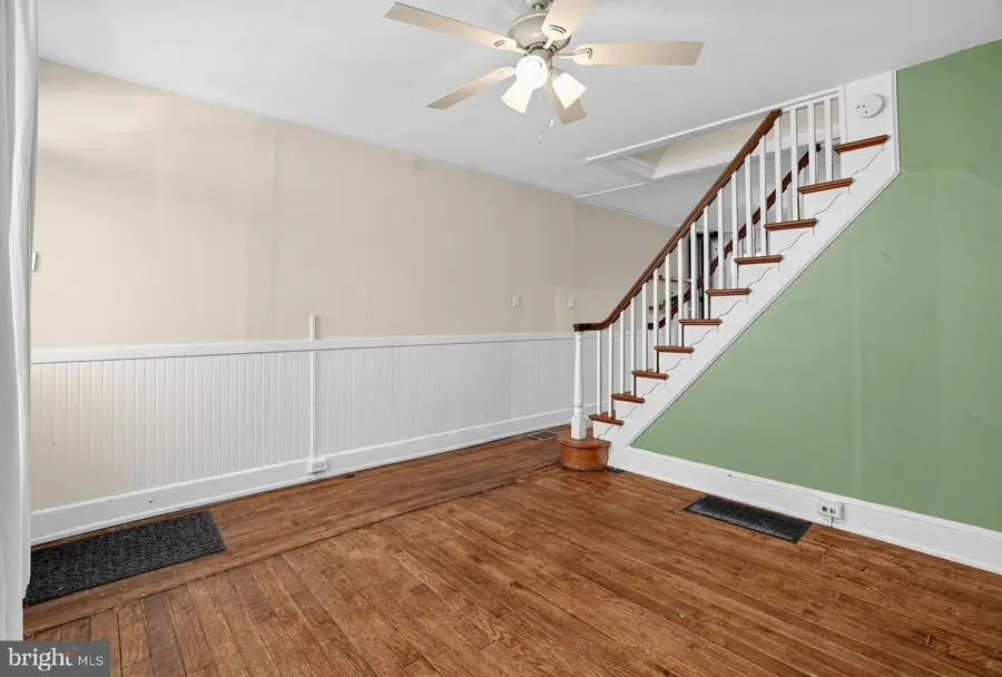 338 Grover St, Phoenixville, PA 19460 - #3