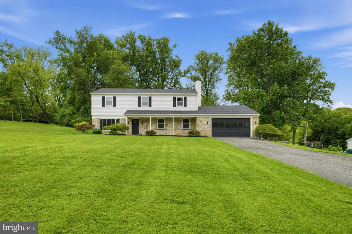 207 Sylvan Dr, Pottstown, PA 19465 - #1