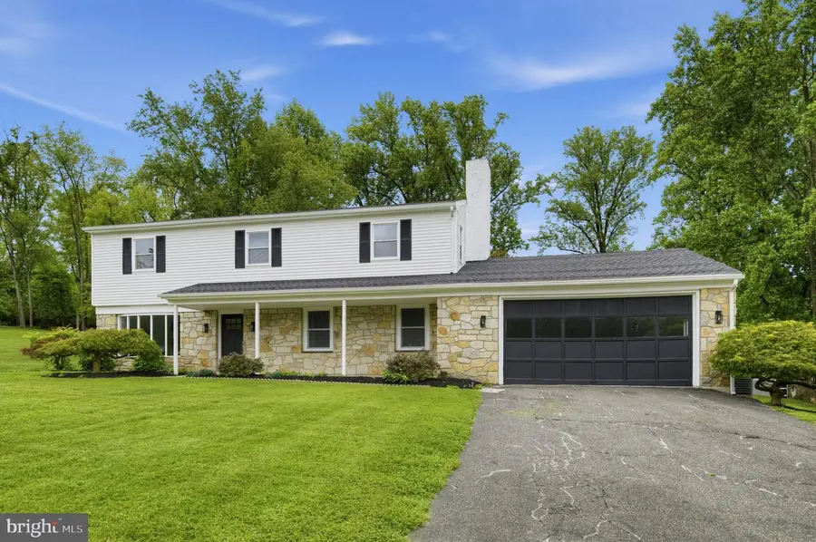 207 Sylvan Dr, Pottstown, PA 19465 - #2