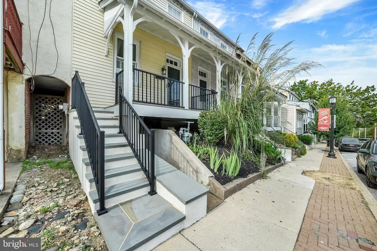 311 E State St, Kennett Square, PA 19348 - #1