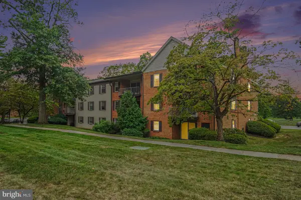 294 Drummers Ln #294, WAYNE, PA 19087