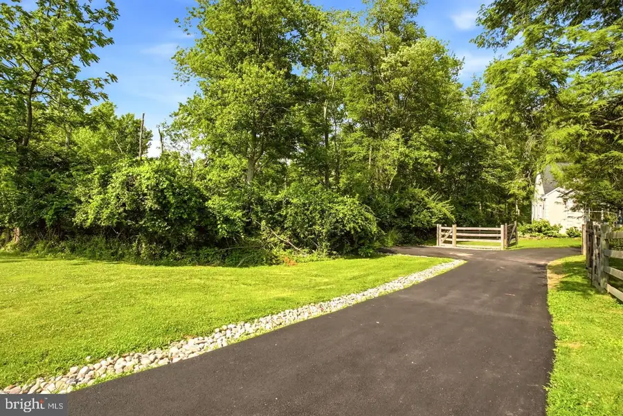 335 Ridley Creek Ln, West Chester, PA 19380 - #3