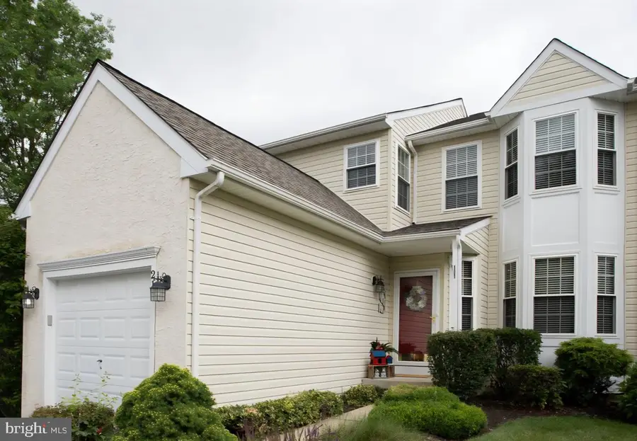 253 Avonwood Rd, Kennett Square, PA 19348 - #2