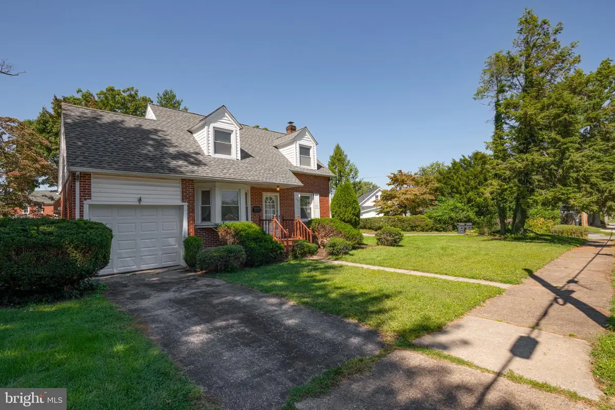 117 Manavon St, Phoenixville, PA 19460 - #1