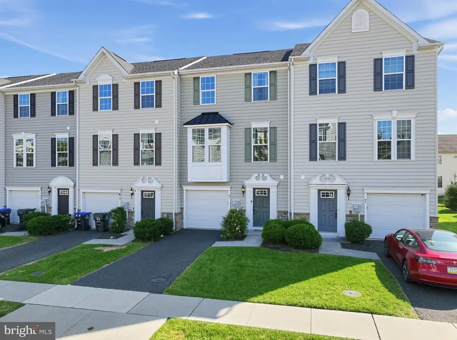 47 Jefferson Dr, Spring City, PA 19475 - #3