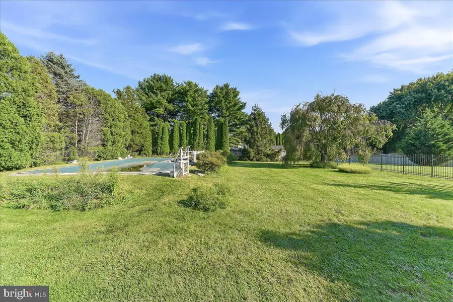 1227 Victoria Ln, West Chester, PA 19380 - #3