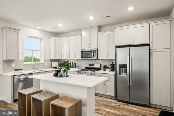 14 Zinc Ln, PHOENIXVILLE, PA 19460
