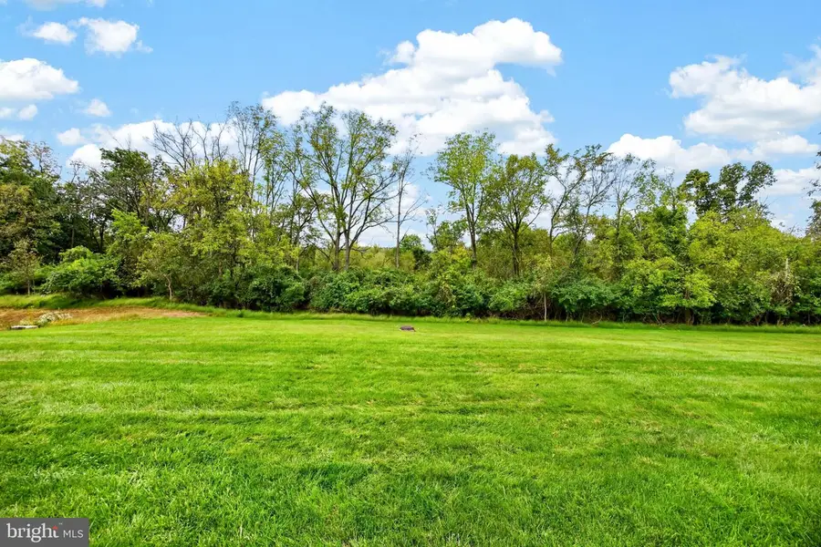 254 Carlyn Ct, Downingtown, PA 19335 - #2