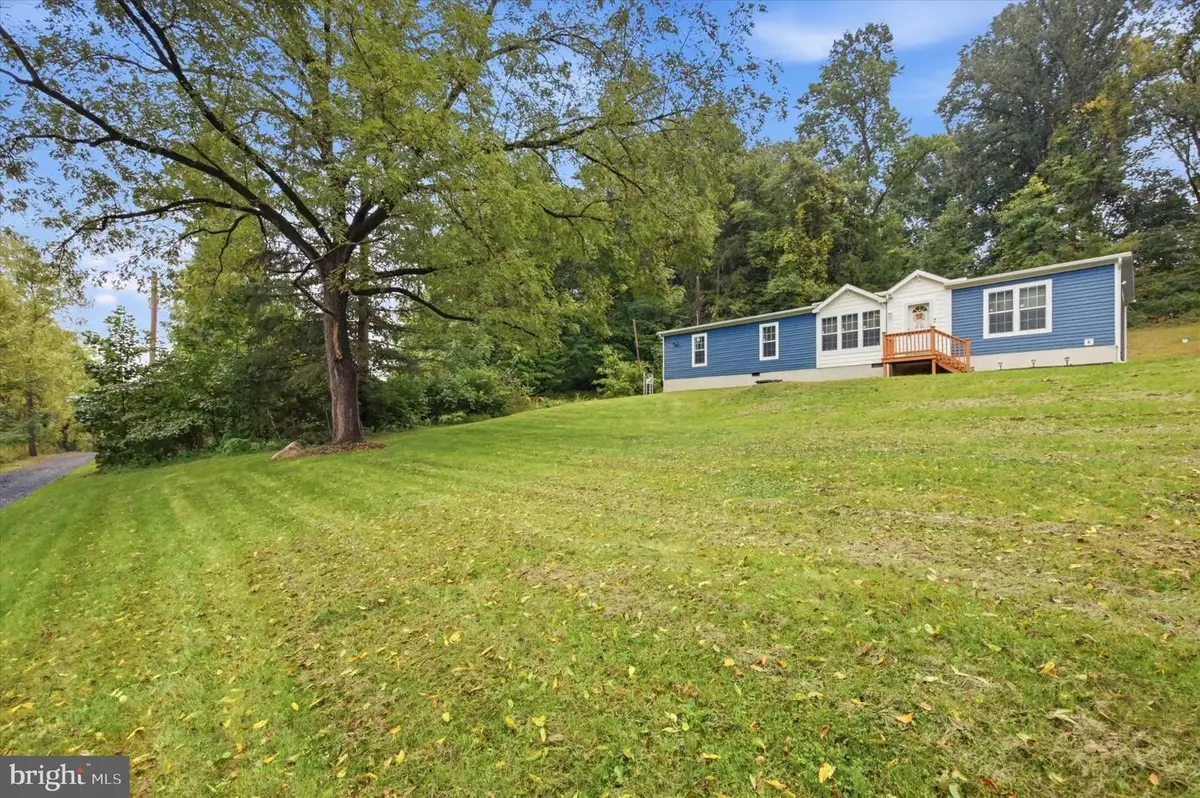 136 Charlotte Ln, Coatesville, PA 19320 - #1