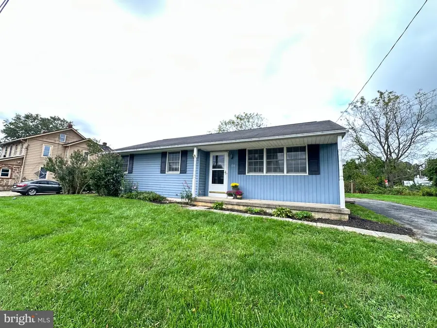 160 Pine St, Toughkenamon, PA 19374 - #2