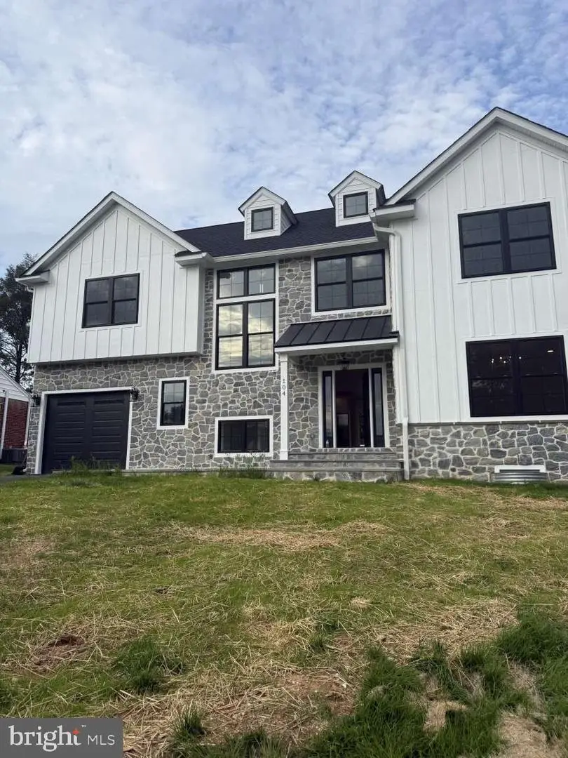 104 Pine Tree Rd, Paoli, PA 19301 - #1
