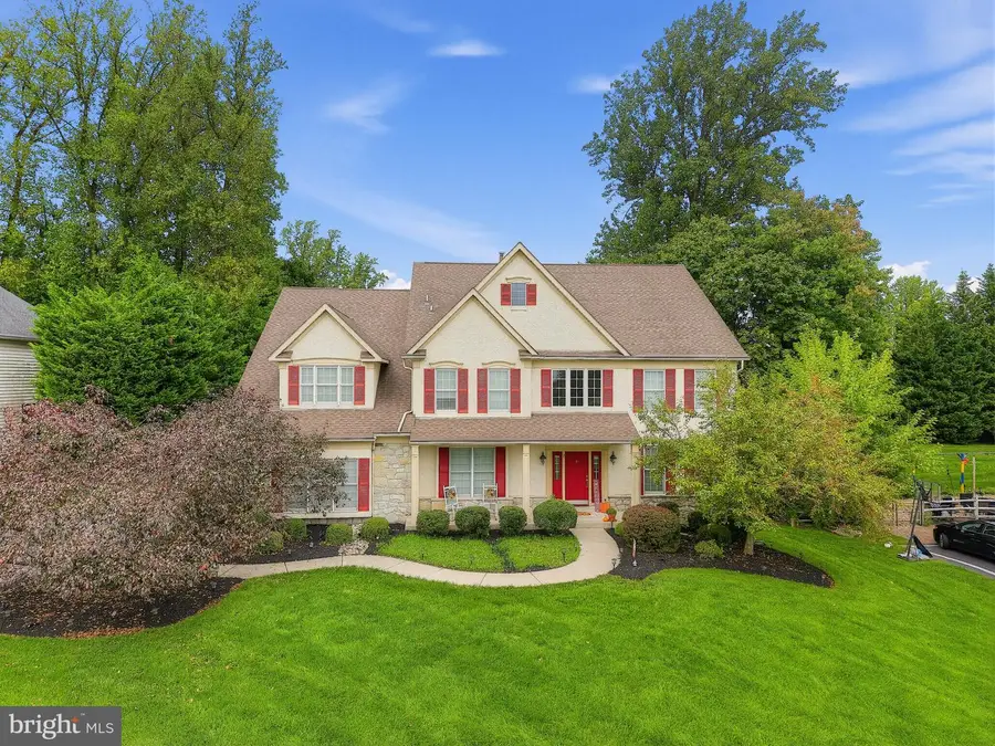 2 Roosevelt Cir, Downingtown, PA 19335 - #2