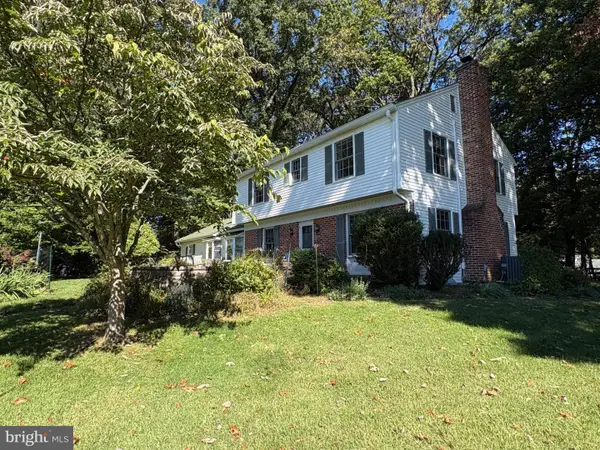 3 Oak Tree Ln, MALVERN, PA 19355