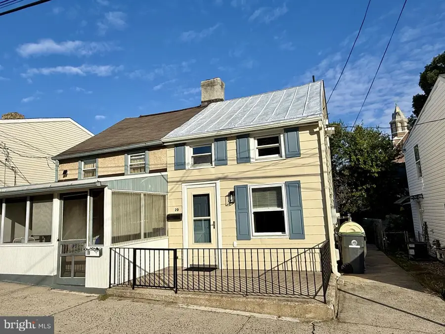 20 Walnut St, Phoenixville, PA 19460 - #2