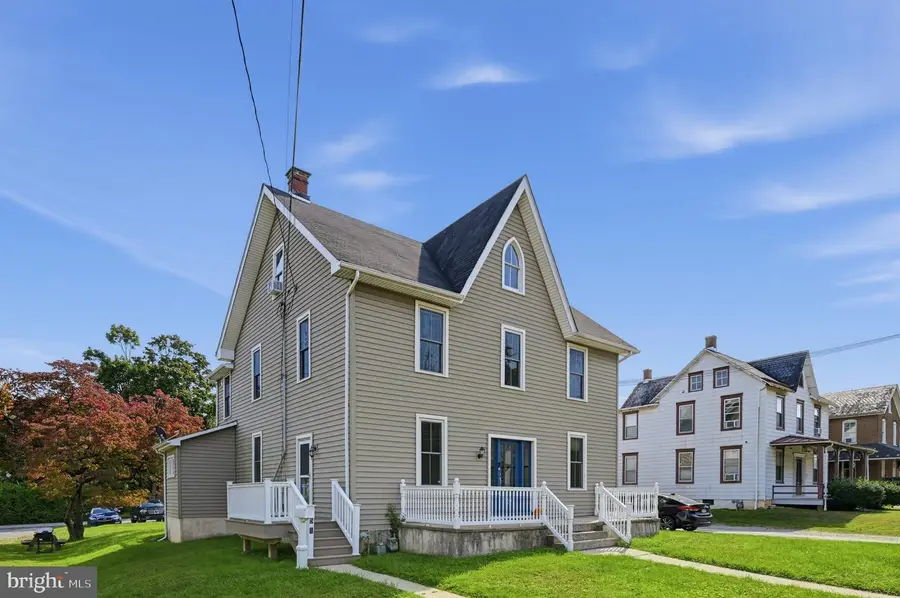 45 N 3rd St #1, Oxford, PA 19363 - #2