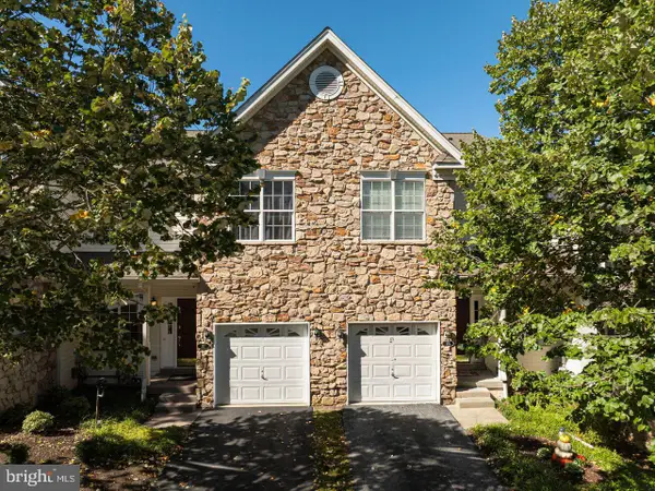 177 Fringetree Dr, WEST CHESTER, PA 19380