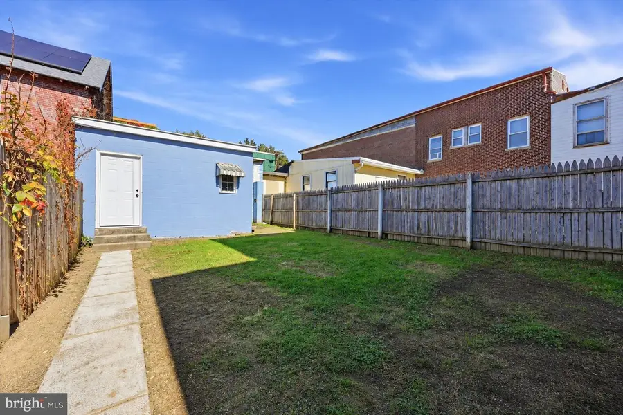 227 E Chestnut St, Coatesville, PA 19320 - #3