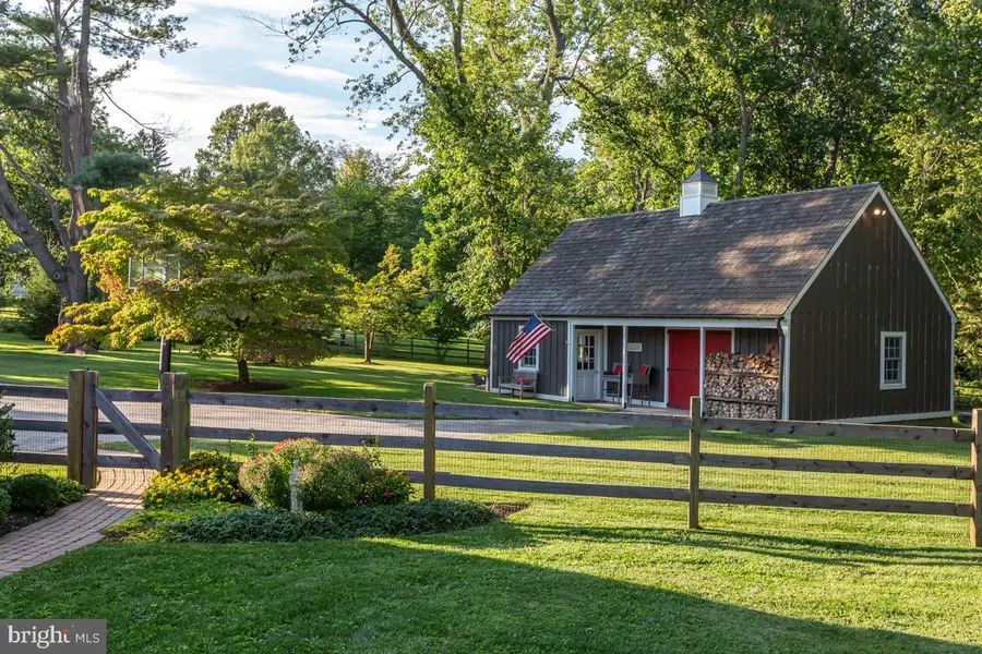 15 Rabbit Run Rd, Malvern, PA 19355 - #2