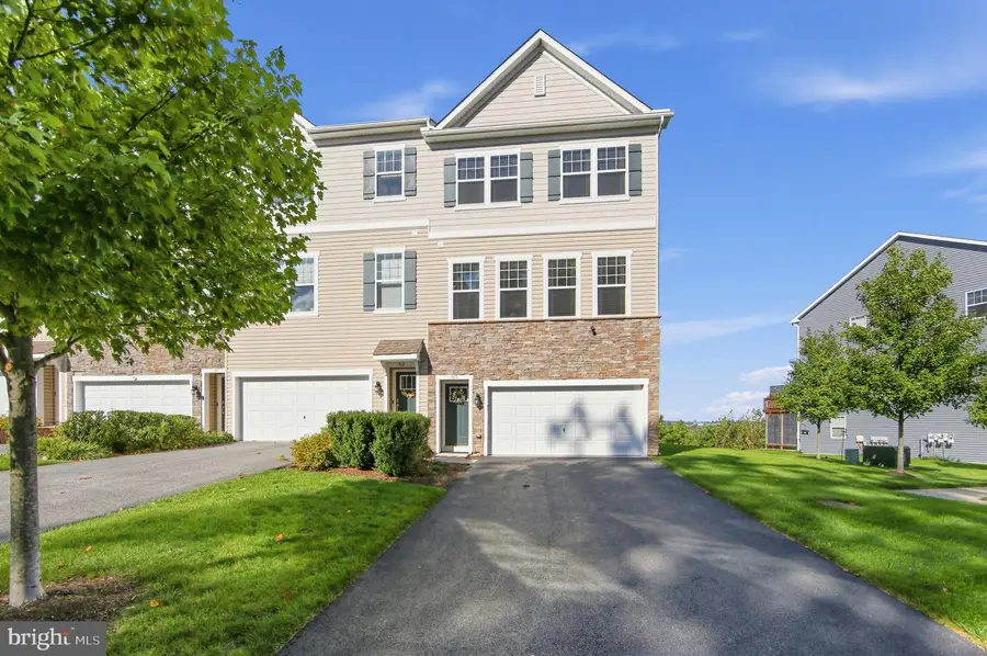 365 Dawson Pl, Downingtown, PA 19335 - #2