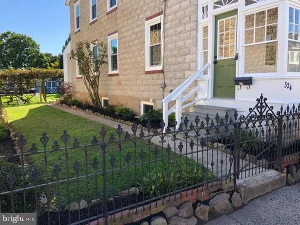 324 High St, PHOENIXVILLE, PA 19460